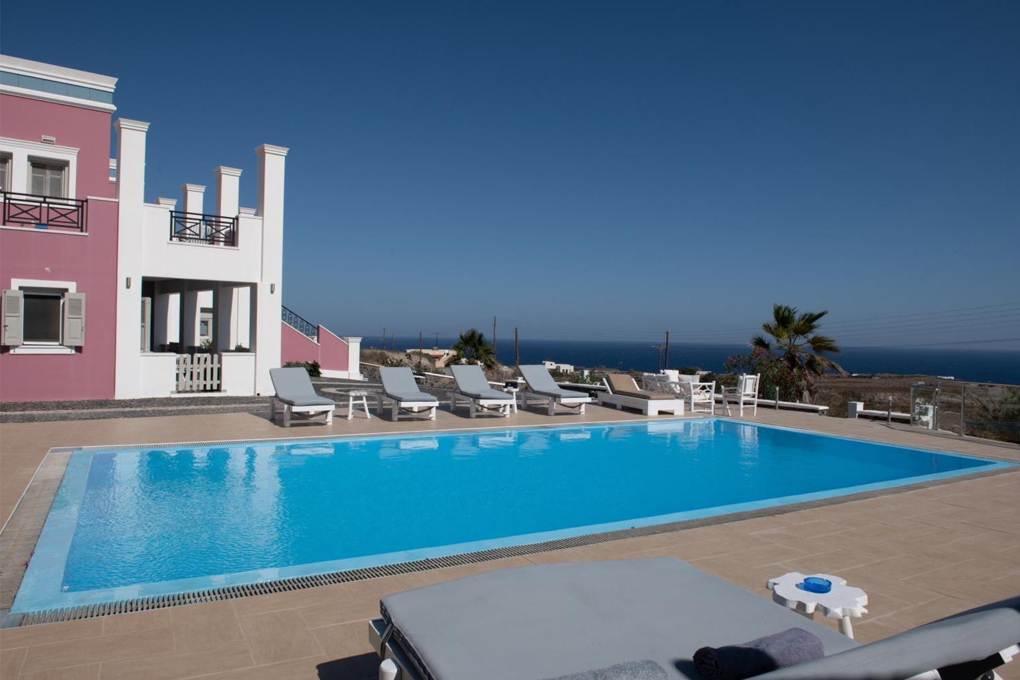 Apartment Rose Vourvoulos