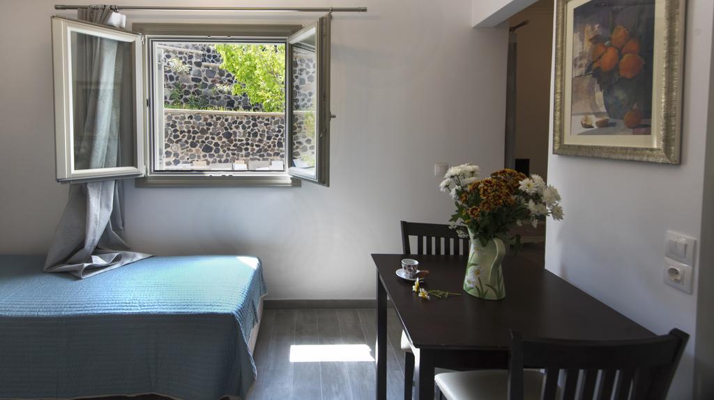 Rose Apartment *
